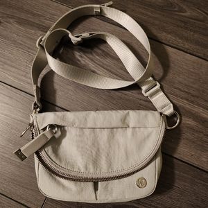 Lululemon All Night Festival Bag (micro)